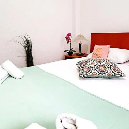 Complex Arges - Garden & Retreat ホテル 2*