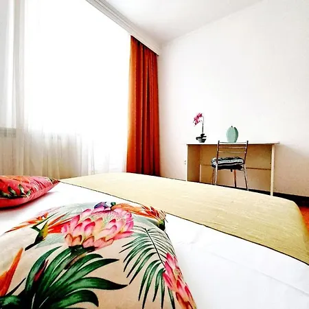 ホテル Complex Arges - Garden & Retreat 2*