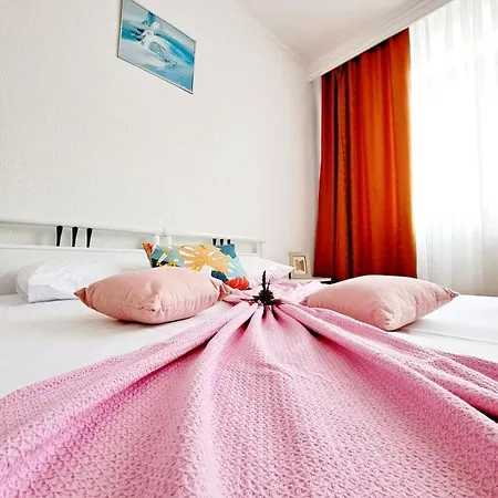 Complex Arges - Garden & Retreat ホテル 2*