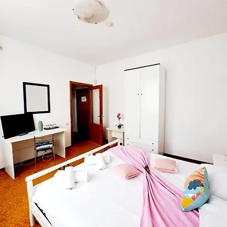 Hotel Complex Arges - Garden&retreat 2*