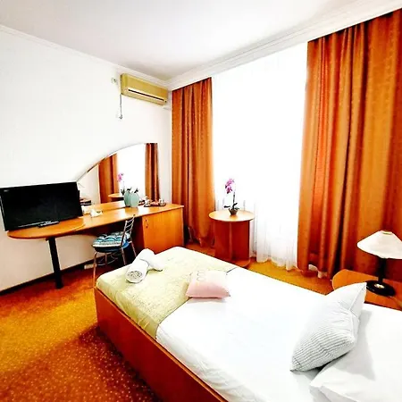 Hotel Complex Arges - Garden & Retreat