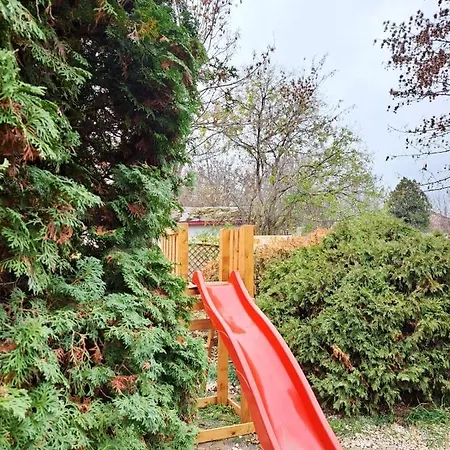 Complex Arges - Garden & Retreat Hotel 2*