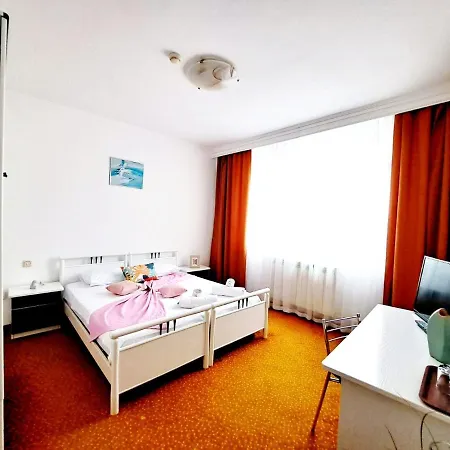 Complex Arges - Garden&retreat Hotel 2*