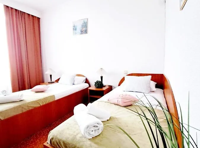 Complex Arges - Garden & Retreat