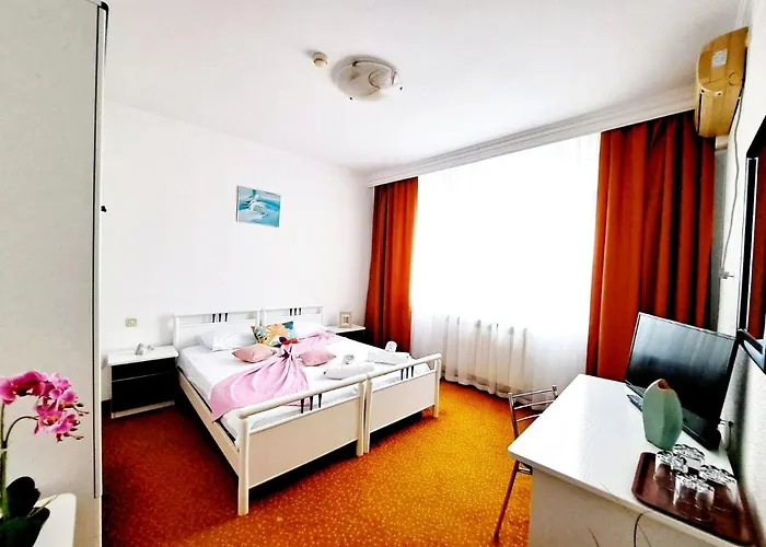 Complex Arges - Garden & Retreat Szálloda 2*